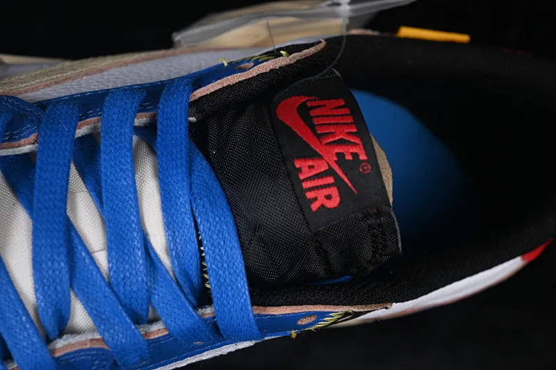 All categories Air Jordan Jordan series basketball shoes Air Jordan 1 Low Travis Scott x Air Jordan 1 Low OG AJ1 Joe 1 joint overhead hook DM7866-111